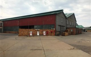 8000 m² Commercial space in Springs Central