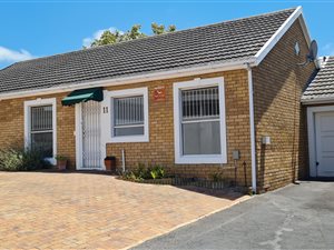 3 Bed Townhouse in Amanda Glen