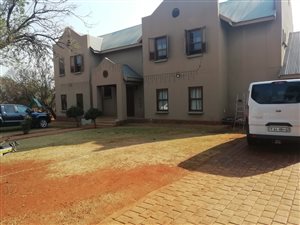 4 Bed House in Kameeldrift East