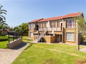 2 Bed Apartment in Laser Park
