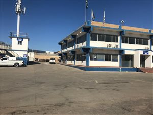 3700 m² Industrial space in Wynberg