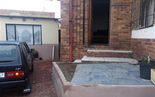 3 Bedroom House in South Hills