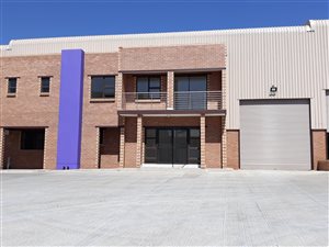 595 m² Industrial space in Airport Park