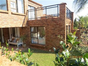 3 Bed Cluster in Centurion Golf Estate
