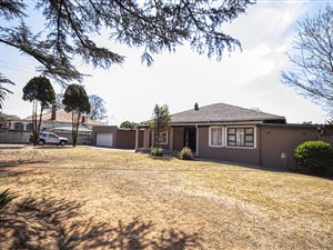 3 Bed House in Parkhill Gardens