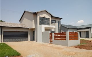 3 Bedroom House in Raslouw