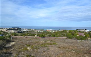 1214 m² Land available in Stilbaai