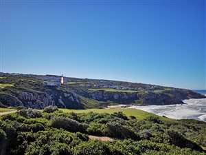 888 m² Land available in Pinnacle Point Golf Estate