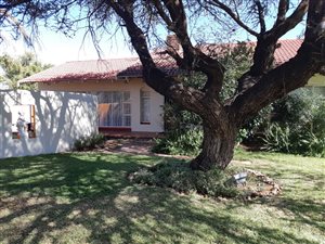 4 Bed House in Monument Heights