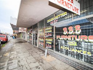 310 m² Office Space in Springs Central