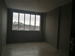 2 Bed Flat in Pinetown Central