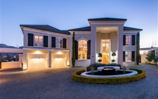 6 Bedroom House in Val de Vie