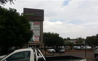 178 m² Retail Space in Clubview