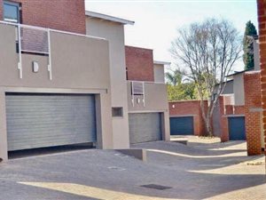 4 Bed Duplex in Lynnwood