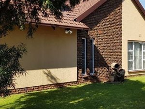 3 Bed House in Ravenswood
