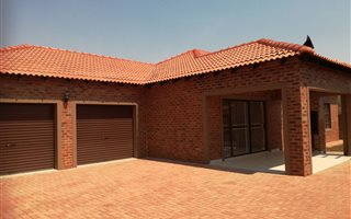 3 Bedroom House in Baillie Park