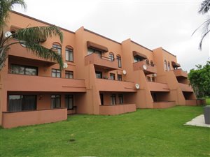 2 Bed Apartment in Port Edward