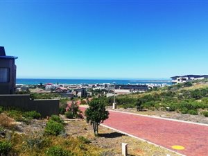 1301 m² Land available in Stilbaai