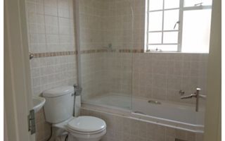 2 Bedroom Townhouse in Brentwood
