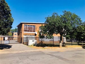 3 Bed Apartment in Kempton Park Ext 4