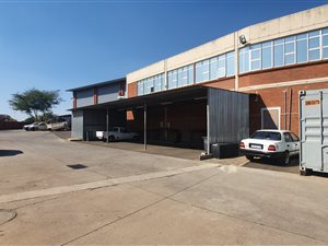 2181 m² Industrial space in Annlin