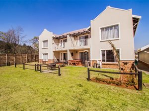 2 Bed Apartment in Pomona