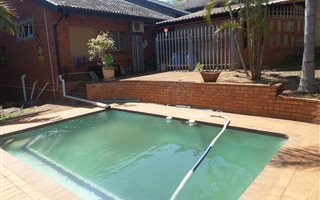 3 Bedroom House in Panorama