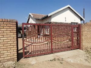 3 Bed House in Mankweng