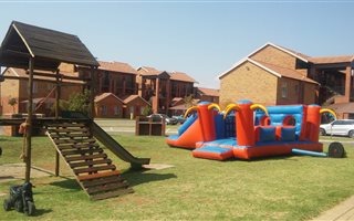 0.5 Bedroom Apartment in Chantelle