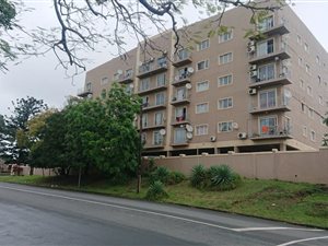 2 Bed Apartment in Parkside