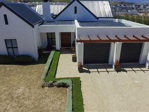 3 Bedroom House in Croydon Olive Estate