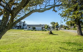 3400 m² Land available in Knysna Central