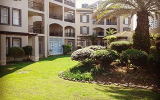 2 Bedroom Apartment in Diaz Beach