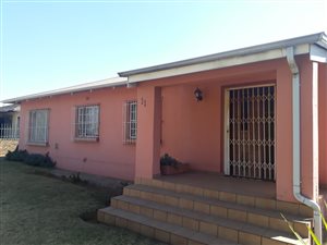 3 Bed House in Primrose