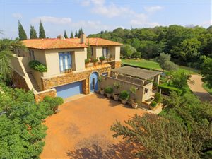 5 Bed House in Boardwalk