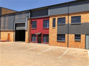 862 m² Industrial space in Stormill