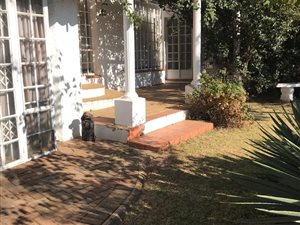 4 Bed House in Waterkloof Ridge