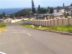 612 m² Land available in Desainagar