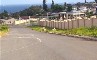 612 m² Land available in Desainagar