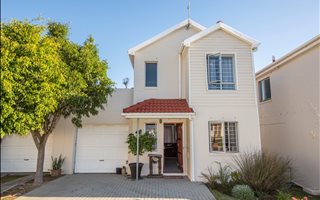 2 Bedroom Townhouse in Dennegeur