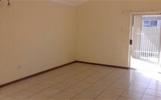 2 Bedroom Simplex in Hutten Heights