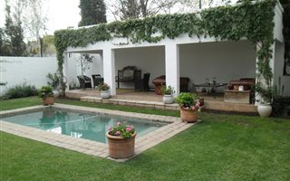 2 Bedroom House in Parkhurst