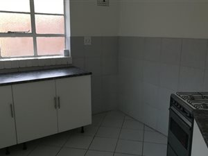 1 Bed Garden Cottage in Selection Park