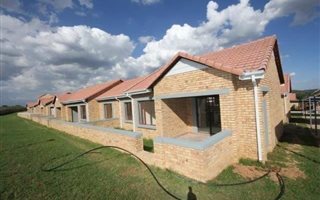 2 Bedroom Simplex in Randpark Ridge