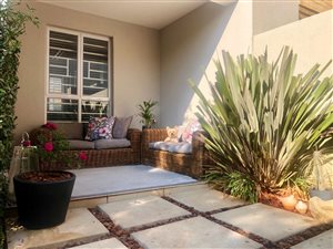 2 Bed Apartment in Atholl