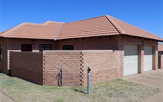 3 Bedroom Townhouse in Lilyvale