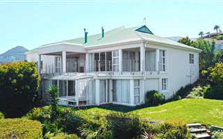 3 Bedroom House in Berg en Dal