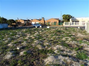 575 m² Land available in Soneike