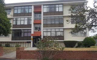 2 Bedroom Apartment in Milnerton Central