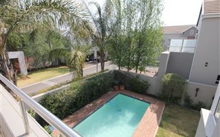 3 Bedroom Townhouse in Eagle Canyon Golf Estate